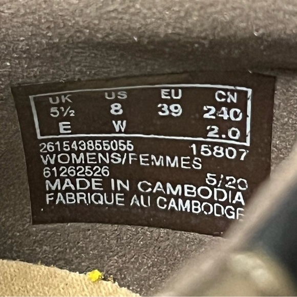 BRAND NEW CLARKS LEATHER SIZE 11 METALLIC - Picture 7 of 7